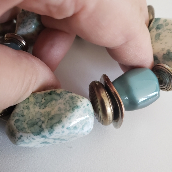 Jewelmint Turquoise Silver Tone Set of Necklace and Bracelet - Picture 11 of 15